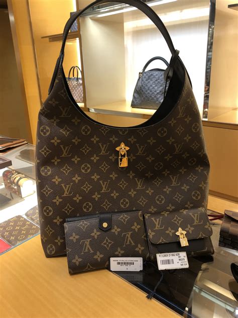 louis vuitton paris bag.